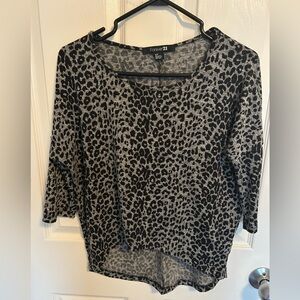 Forever 21 Black and Gray Leopard Print Women's Sweatshirt
